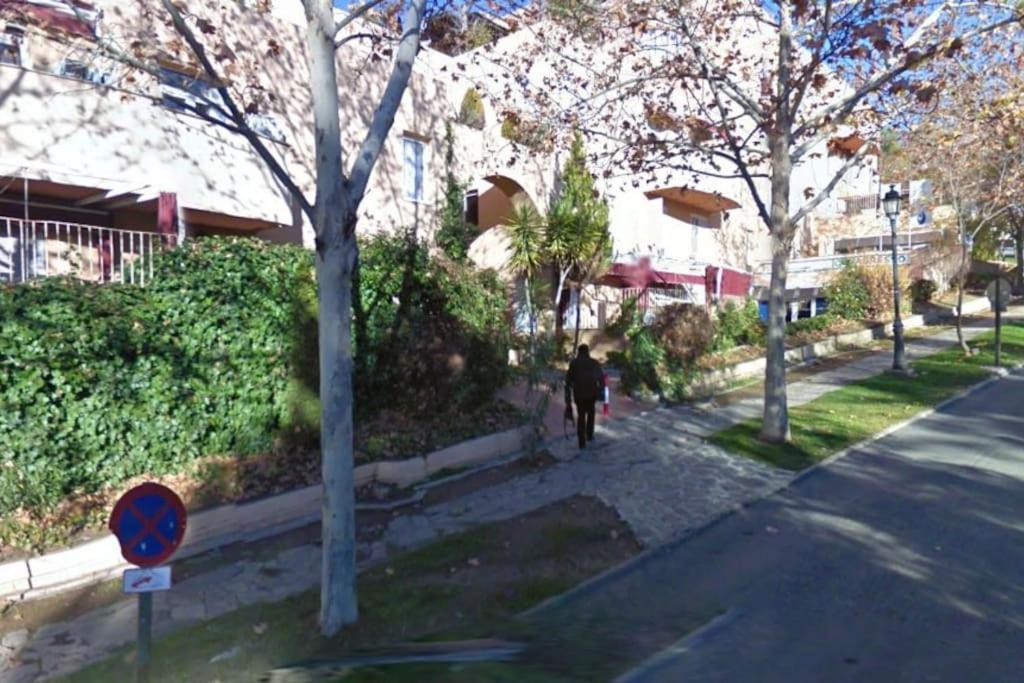 Estudio En Serrallo, Perfecto Alhambra Y Esqui Apartment Granada Bagian luar foto